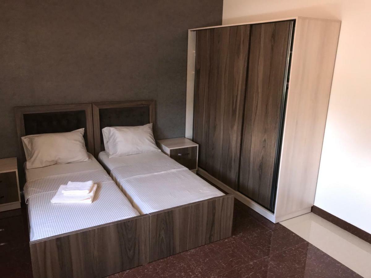 Liko Hostel Yerevan Luaran gambar
