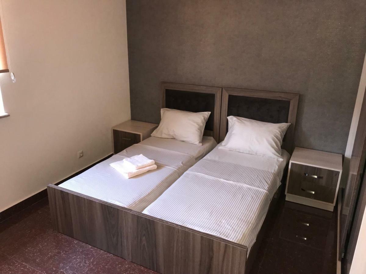 Liko Hostel Yerevan Luaran gambar