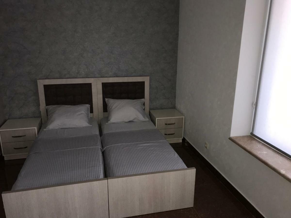 Liko Hostel Yerevan Luaran gambar