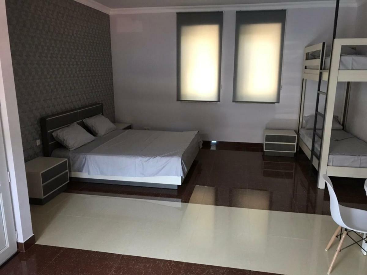 Liko Hostel Yerevan Luaran gambar