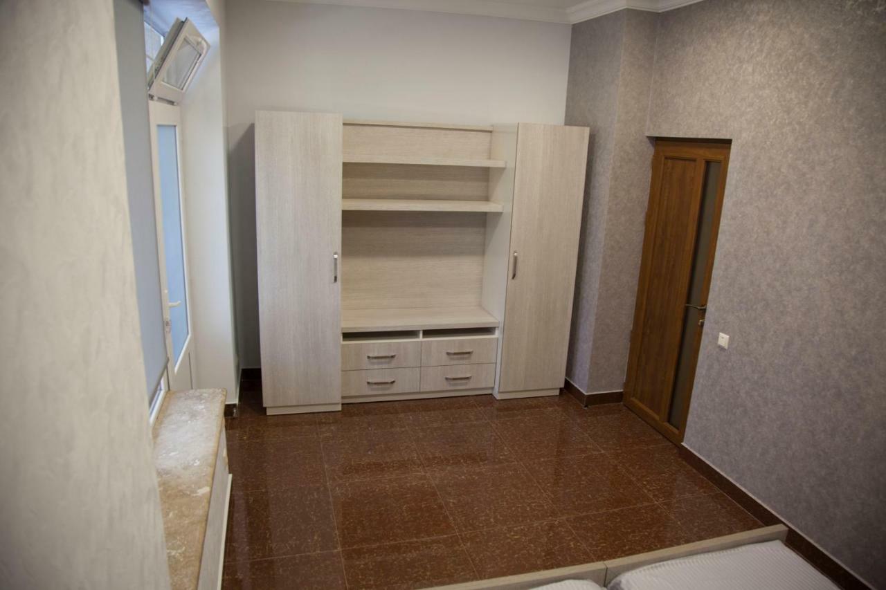 Liko Hostel Yerevan Luaran gambar