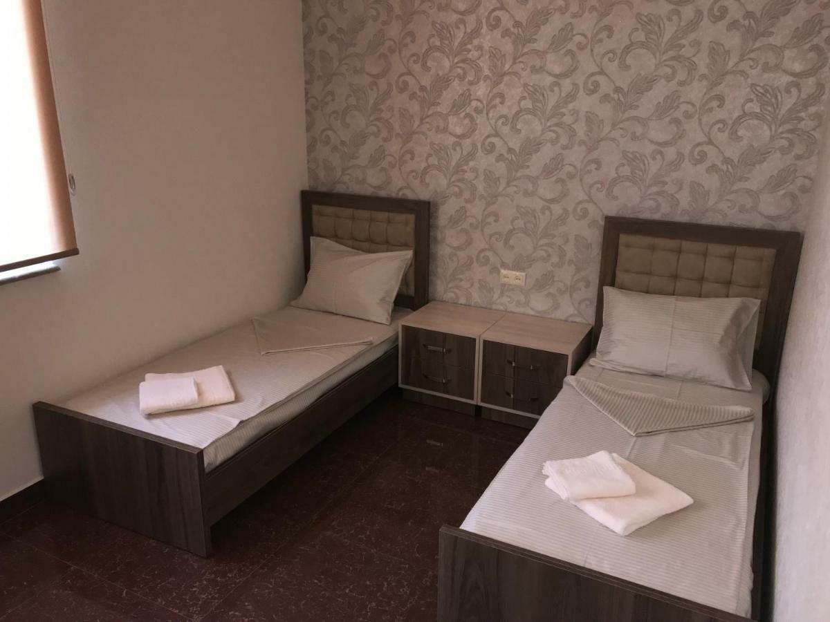 Liko Hostel Yerevan Luaran gambar