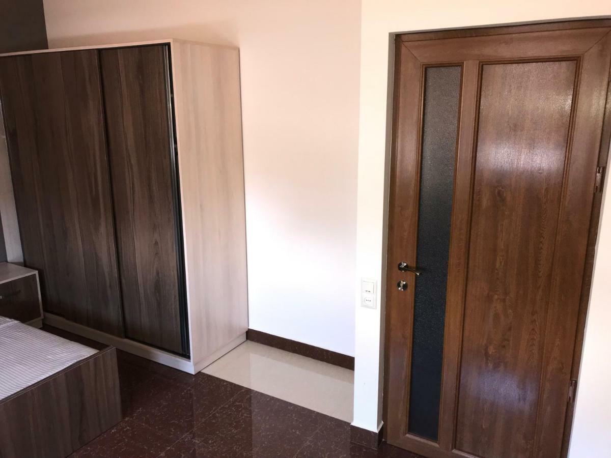 Liko Hostel Yerevan Luaran gambar